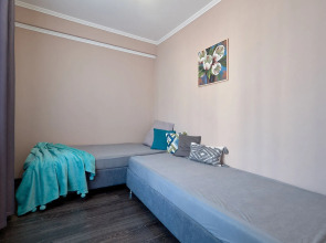 Квартира Трешка на Крутой