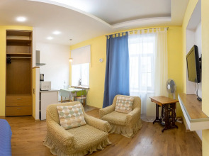 Апартаменты на Разъезжая 1