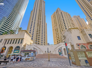 Апартаменты Bnbmehomes Marina Gem 5 min walk to Flying Cup - 2503