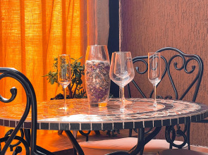 Апартаменты Casablanka Hit с закрытой  террасой