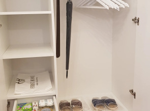 Апартаменты HISTORY 1888 Сentral Apartment & Excursions