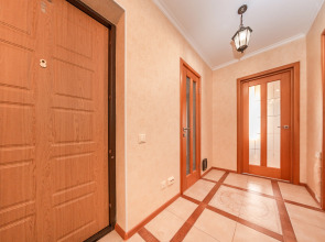 Апартаменты на Романа Брянского 8/1