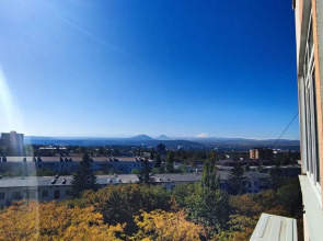 Апартаменты Просторные для большой семьи с видом на Машук