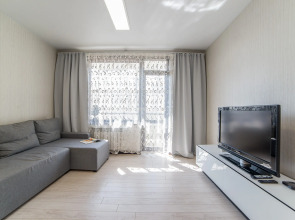 Апартаменты Двухкомнатные на Радищева 33