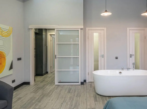 Отель Шепот