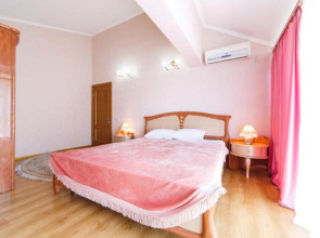 Гостевой Дом Лаура