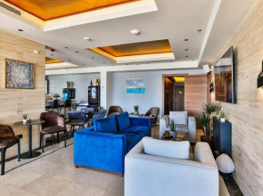 Отель California by Aycon