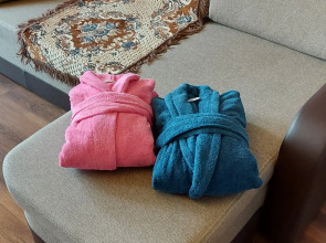 Апартаменты Кайрос с видом на озеро