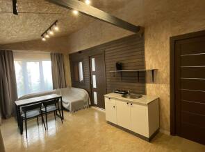 Частный ДОМ У ВОДЫ С БАНЬКОЙ