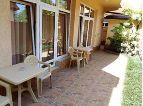 Гостевой Дом Лаура