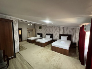 Отель Garden City