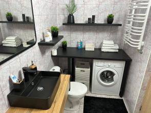 Квартира класса комфорт плюс с видом на реку в центре Рыбной деревни, остров Канта