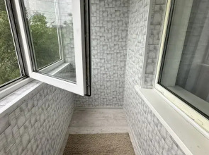 Квартира на улице 50 лет Октября 203/1