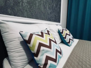 Апартаменты еЖИВИка Автомобилистов 13