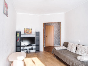 Квартира Островского 75/1