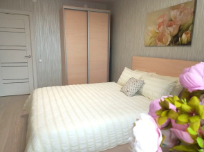 Апартаменты Монтана до 4 Чел на Возрождения 51 Пятница Сеть Посуточных Квартир