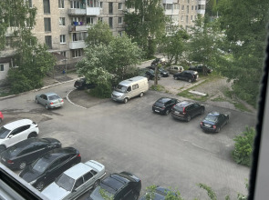 Квартира уютная двухкомнатная в тихом районе