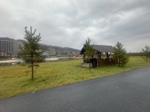 Апартаменты в ГЛК Солнечная Долина на 5 чел.