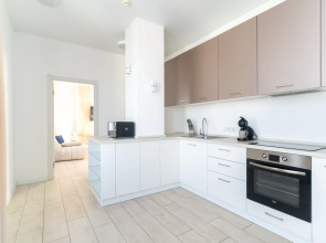 14 Апартаменты RADIUS Малышева 42А (11)