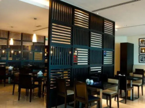 Holiday Inn Express Dubai Airport an IHG Hotel