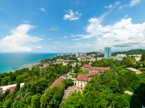 Квартира с двумя террасами и бассейном