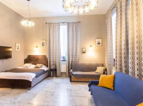 Гостевой дом Four Lions House (Фор Лайонс Хаус)