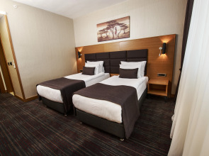 Отель New Garden