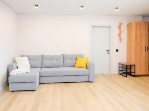 Отель Манон