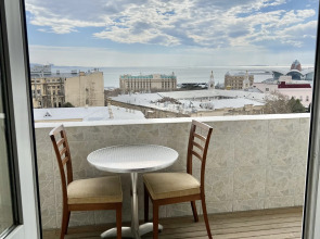 Апартаменты Sea View Central Apartment