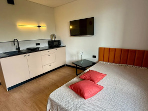 Апартаменты Unique Apart Коралл на Космической рядом со школой МЧС, логистическим центром Магнит, Хлебозаводом на Космической 4Б