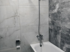 Апартаменты 8 марта 48/1