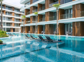 Курортный Отель Kora Beach Resort Phuket