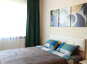 Квартира Garnet Apartments Уют