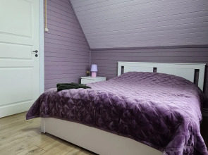 Частный Дом с Красным Залом