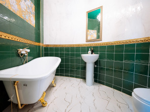 Гостевой Дом Замок в Лесу Пушкинские Горы