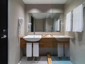 Отель Holiday Inn Тбилиси