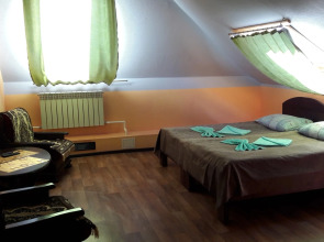 Гостевой дом на берегу озера Неро