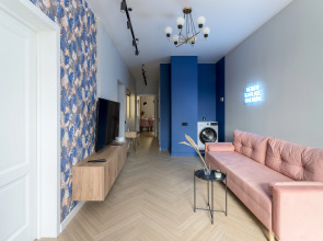 Квартира Lovely Apartment with the View on the Park and the Church