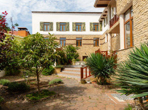 Отель Рахиль