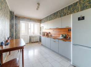 Квартира PrezentHaus на Горького 20 k15