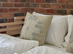 Апартаменты Кирпичный шик: апартаменты с историей и стилем