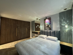 Апартаменты Три стиля на красной