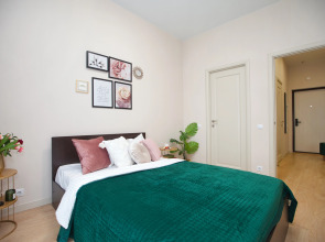 Апаратаменты около НЦ Кулакова