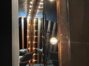 Отель Шепот