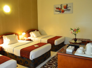 Отель Nejoum Al Emarate