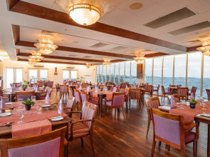 Отель Hulhule Island