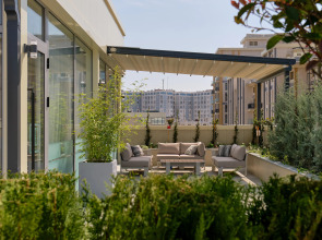 Апарт-отель Stylo Residences & Suites