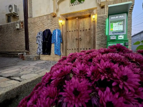 Отель Chor Minor 90 м до cтарого города мы готовы к осеннему празднику