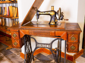 Отель WOO Town Suites