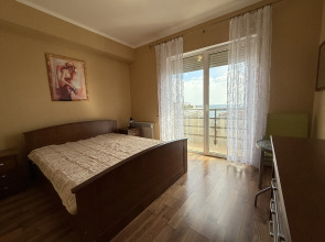 Квартира Видовая двухкомнатная Люкс с балконами на Набережной Ялты